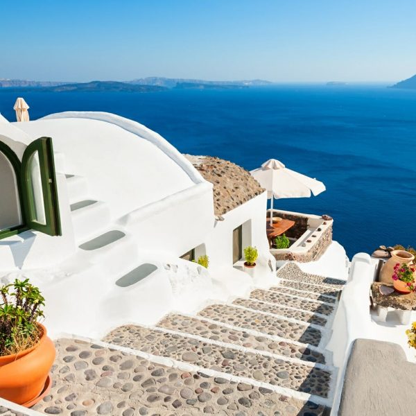 6-Hour Private Best of Santorini Experience